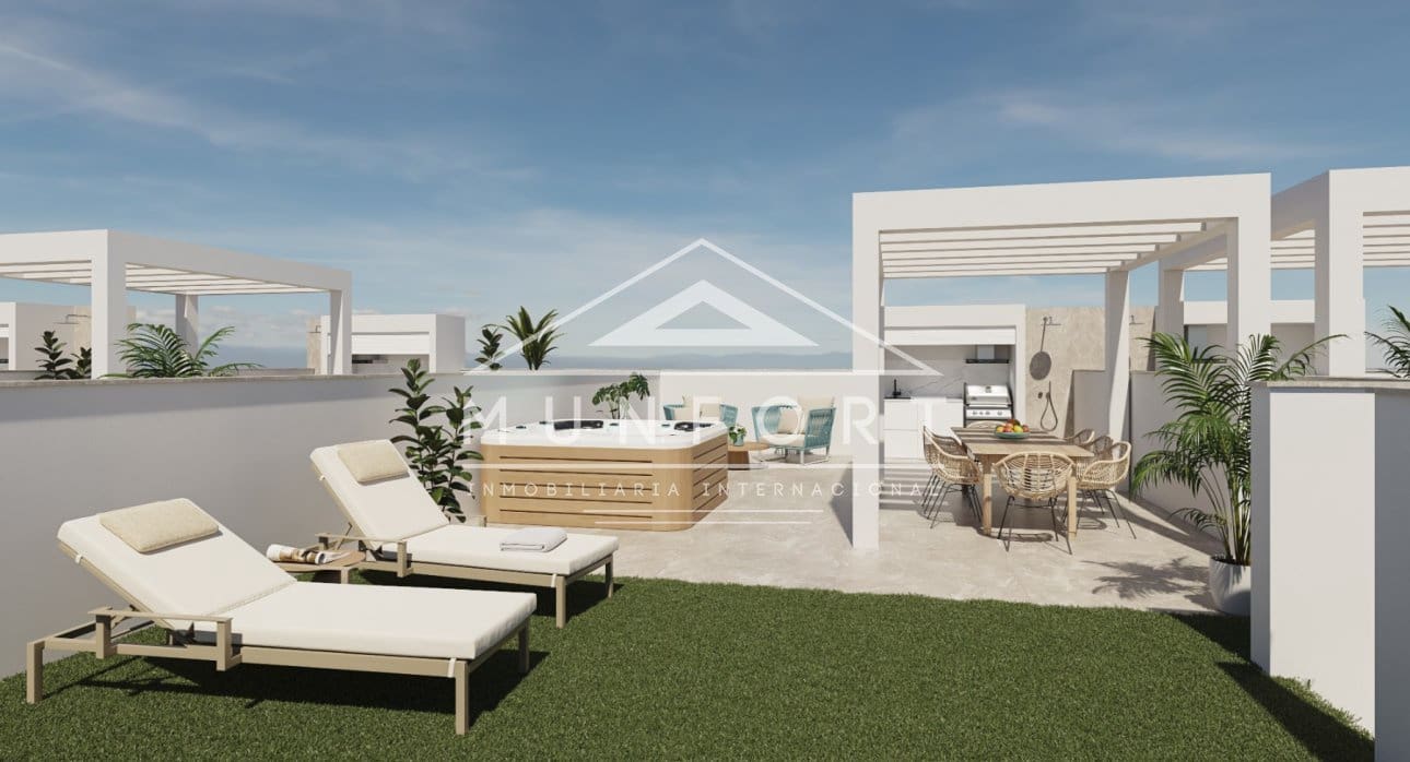 Bungalow de 3 habitaciones en Pilar de la Horadada en venta con piscina - 270.000 € (Ref: 9288501)