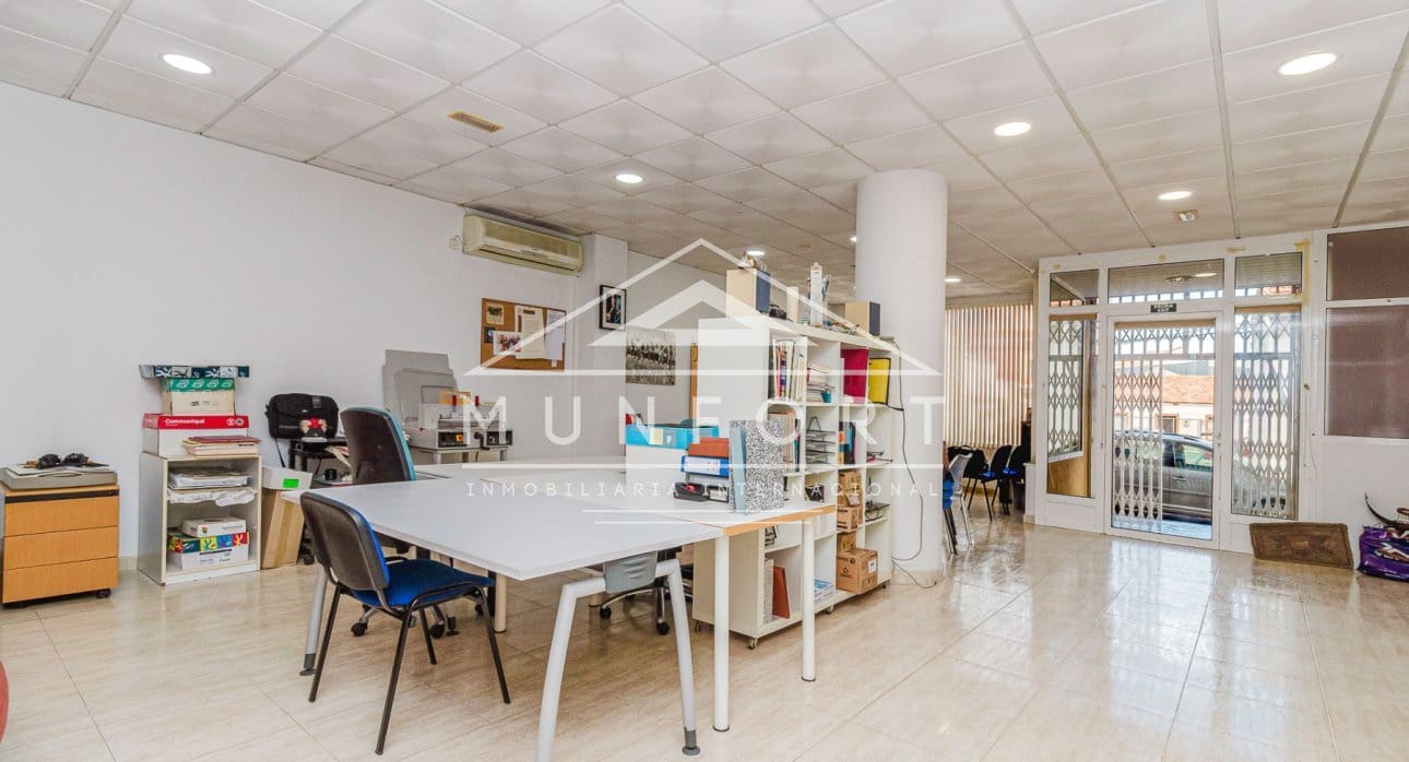 Commercieel te koop in San Pedro del Pinatar - € 144.000 (Ref: 9289535)