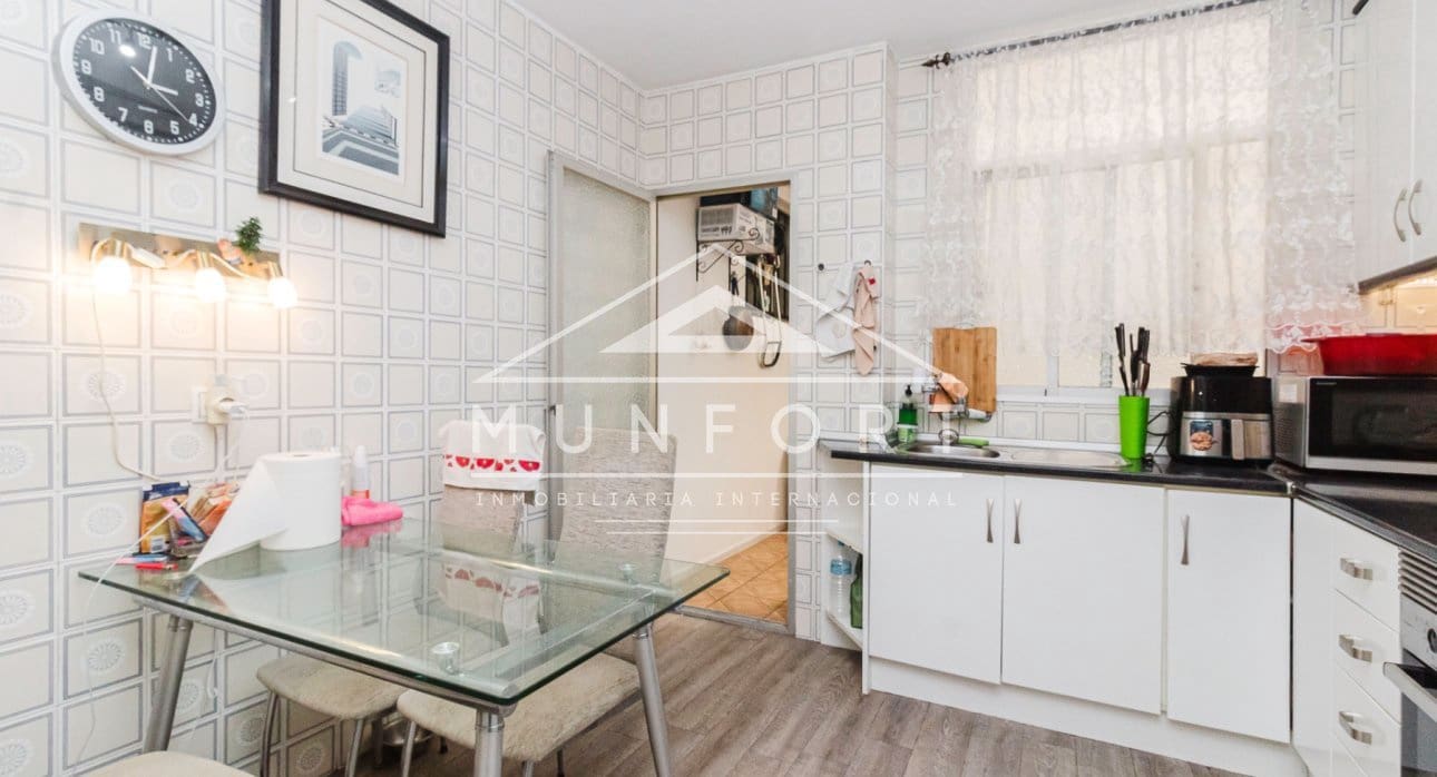 4 soveværelse Lejlighed til salg i Torrevieja - € 215.000 (Ref: 9289747)