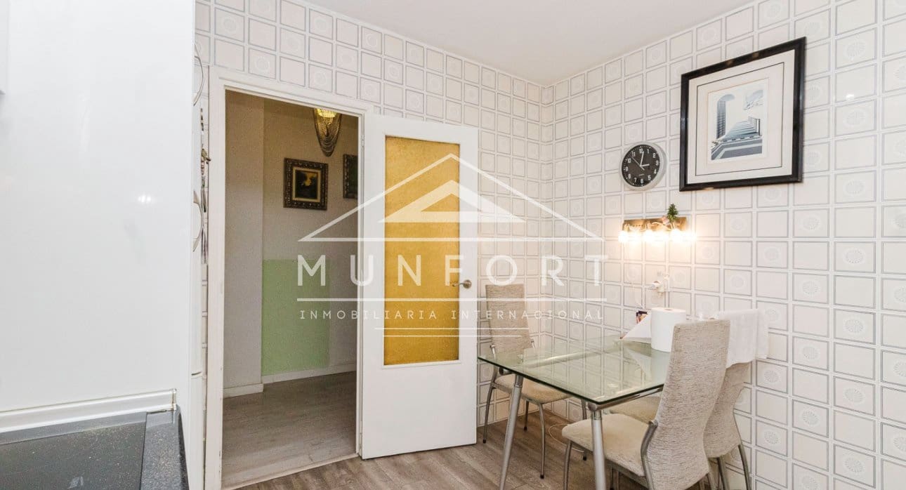 4 soveværelse Lejlighed til salg i Torrevieja - € 215.000 (Ref: 9289747)