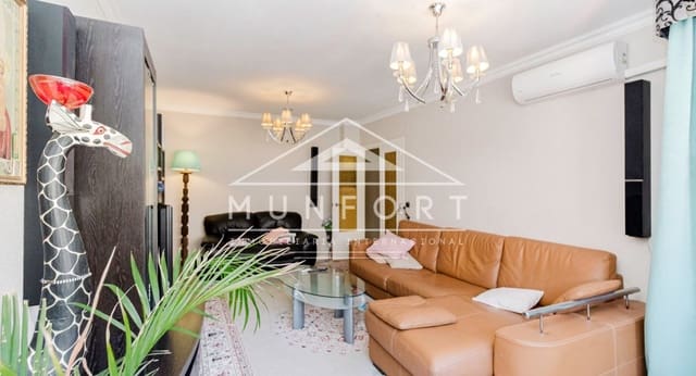 4 soveværelse Lejlighed til salg i Antonio Machado, Torrevieja - € 215.000 (Ref: 9289747)