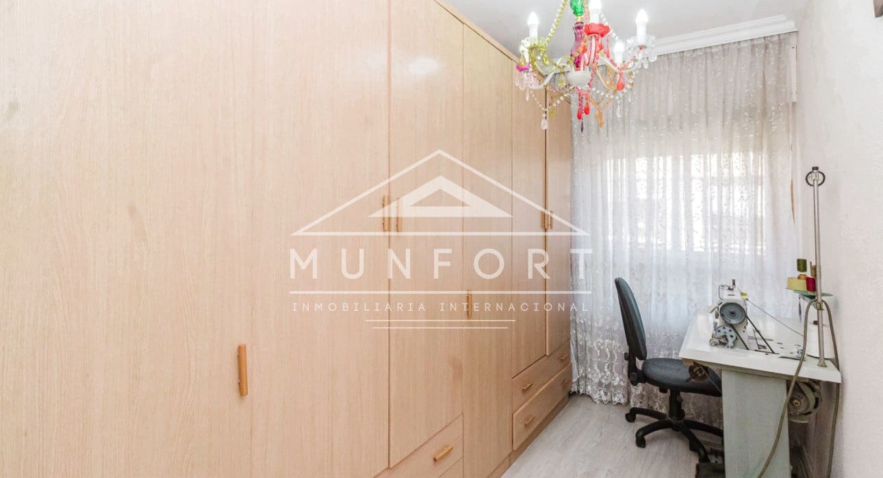 4 soveværelse Lejlighed til salg i Torrevieja - € 215.000 (Ref: 9289747)