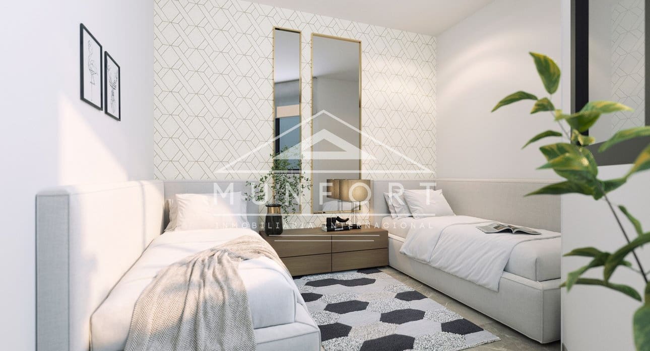 2 slaapkamer Penthouse te koop in Torrevieja met zwembad - € 380.000 (Ref: 9294777)