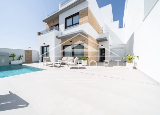 Casa de 3 habitaciones en Benijófar en venta con piscina - 465.000 € (Ref: 9296346)