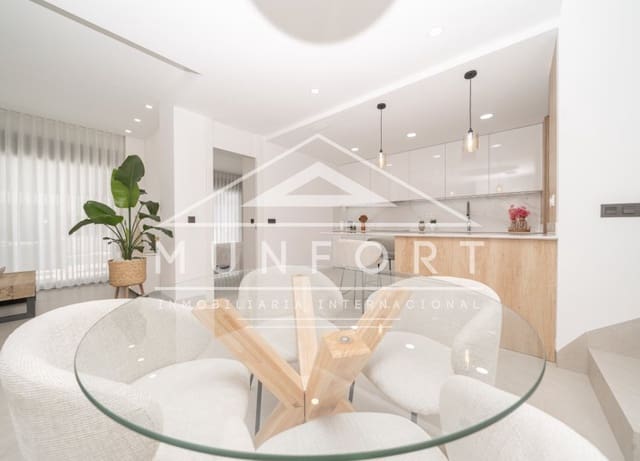 3 makuuhuone Omakotitalo myytävänä paikassa Benijófar mukana uima-altaan - 465 000 € (Ref: 9296346)
