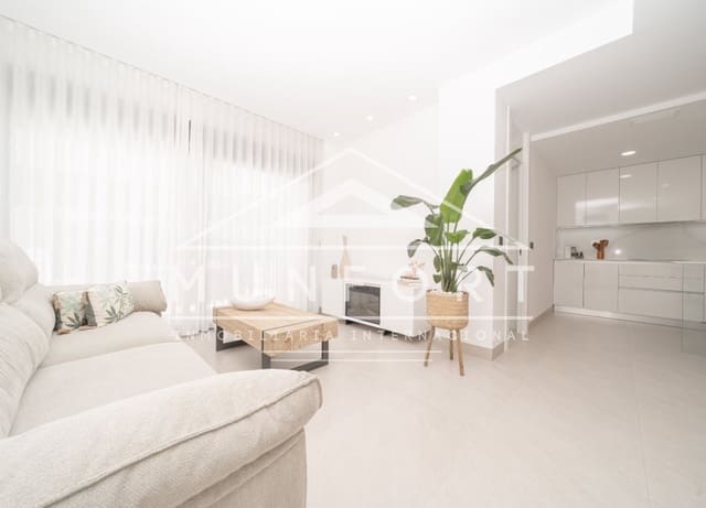 3 makuuhuone Omakotitalo myytävänä paikassa Benijófar mukana uima-altaan - 465 000 € (Ref: 9296346)
