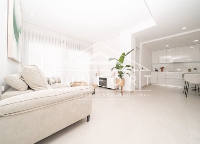 3 makuuhuone Omakotitalo myytävänä paikassa Benijófar mukana uima-altaan - 465 000 € (Ref: 9296346)