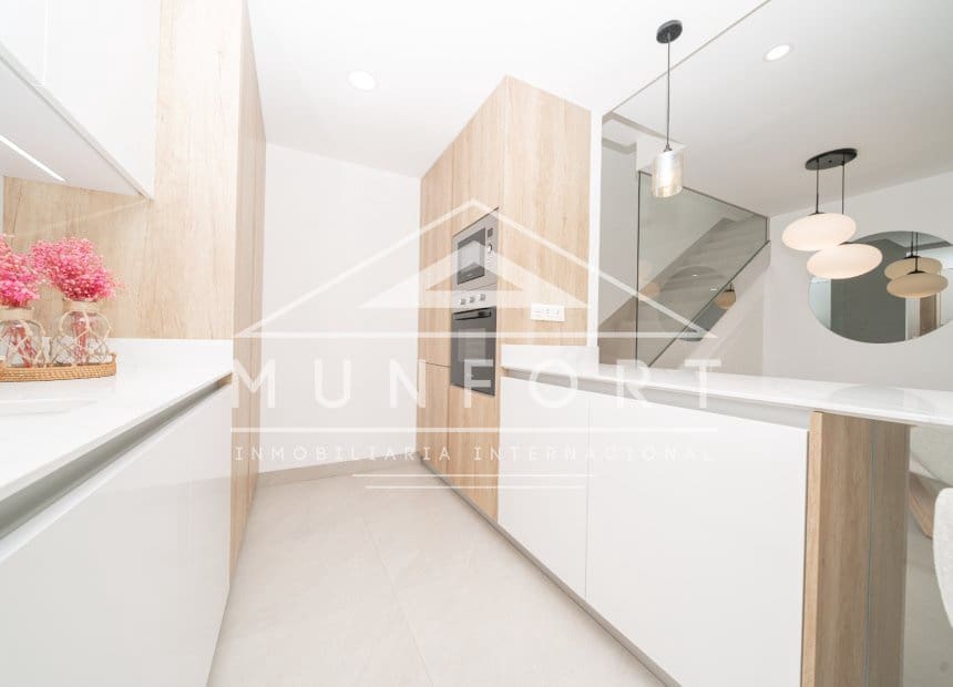 3 makuuhuone Omakotitalo myytävänä paikassa Benijofar mukana uima-altaan - 465 000 € (Ref: 9296346)