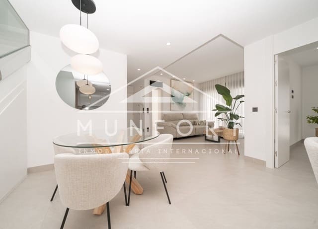 3 makuuhuone Omakotitalo myytävänä paikassa Benijófar mukana uima-altaan - 465 000 € (Ref: 9296346)