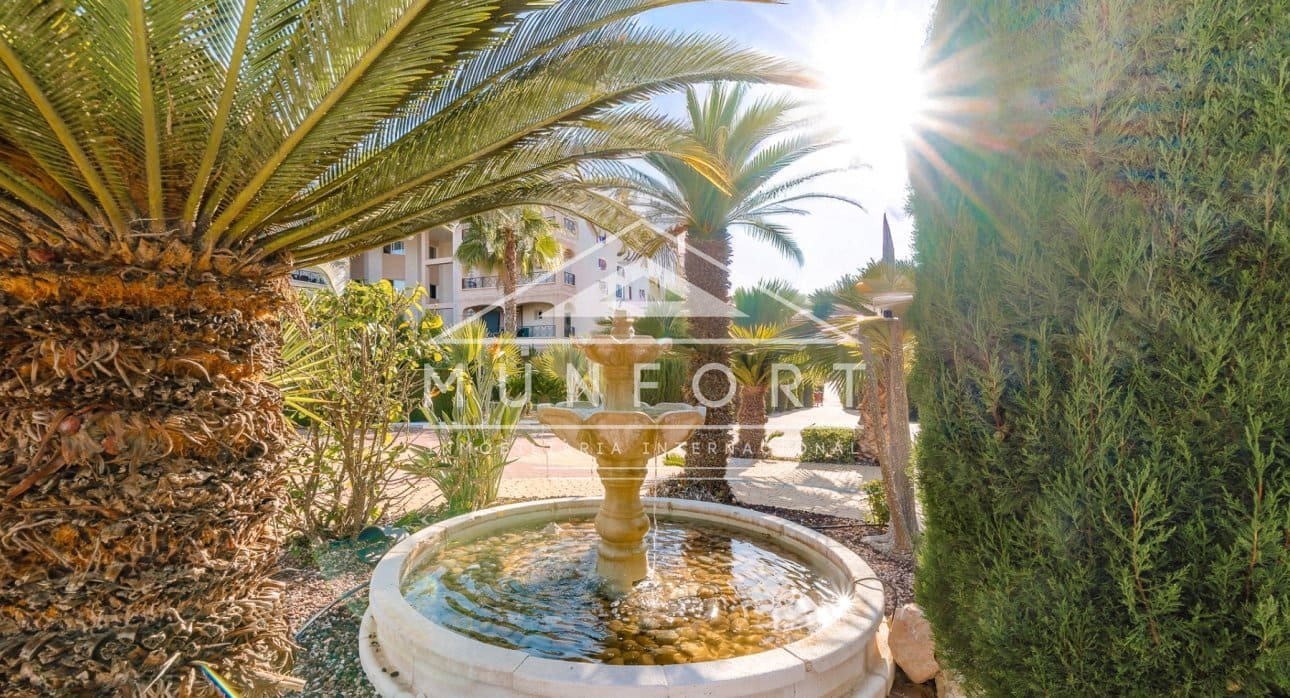 3 soveværelse Penthouse til salg i La Zenia med swimmingpool - € 375.900 (Ref: 9301591)