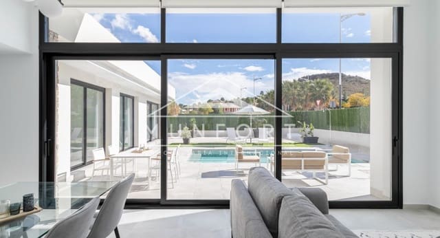 2 soverom Villa til salgs i Calasparra med svømmebasseng - € 305 000 (Ref: 9301803)