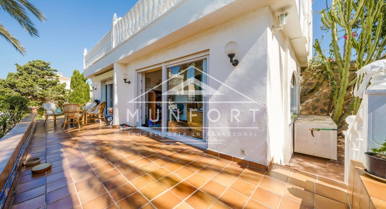6 slaapkamer Villa te koop in La Manga del Mar Menor - € 879.900 (Ref: 9311602)