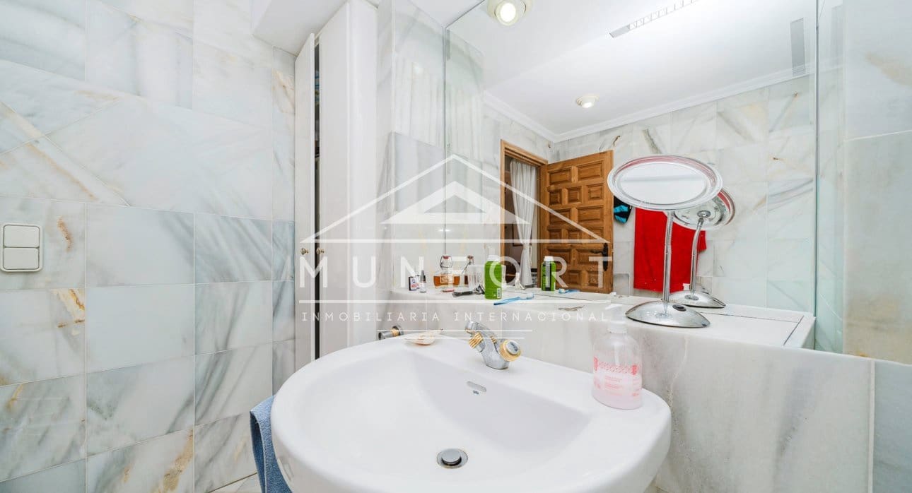 6 slaapkamer Villa te koop in La Manga del Mar Menor - € 879.900 (Ref: 9311602)