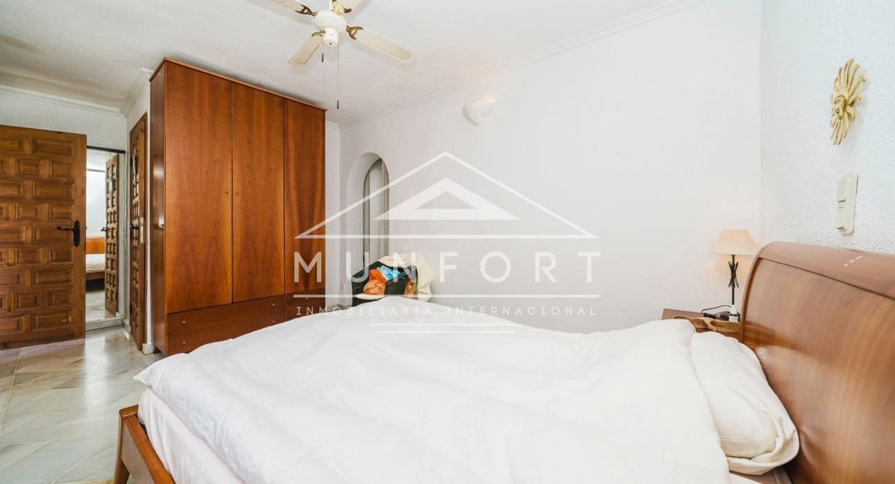 6 slaapkamer Villa te koop in La Manga del Mar Menor - € 879.900 (Ref: 9311602)