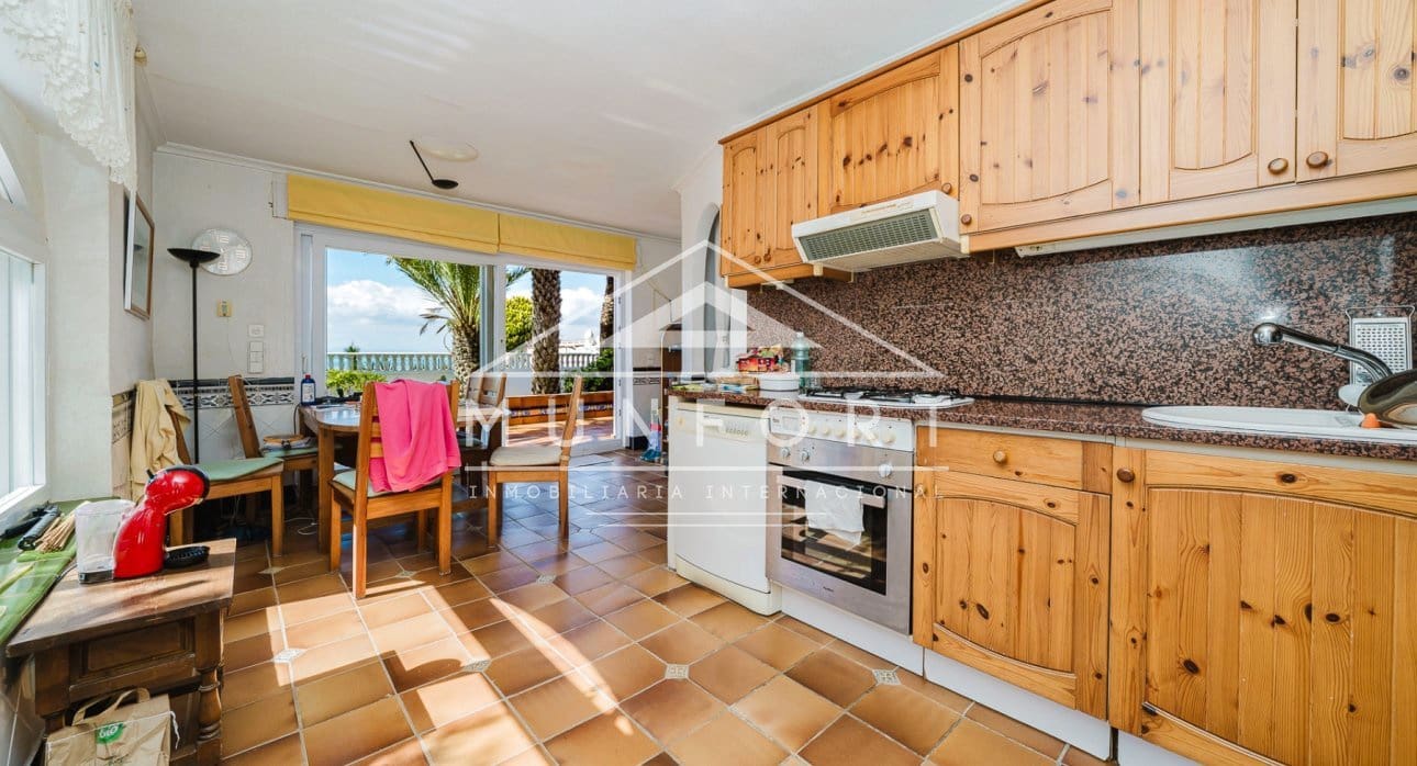 6 slaapkamer Villa te koop in La Manga del Mar Menor - € 879.900 (Ref: 9311602)