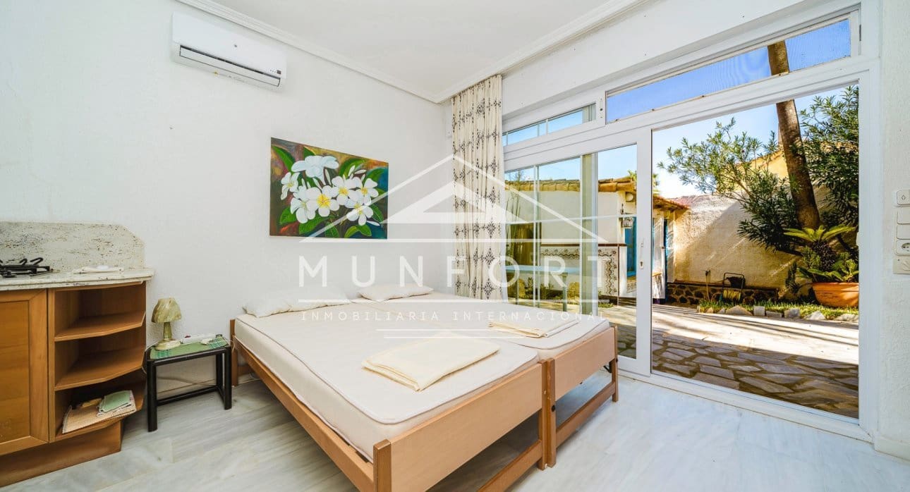 6 slaapkamer Villa te koop in La Manga del Mar Menor - € 879.900 (Ref: 9311602)