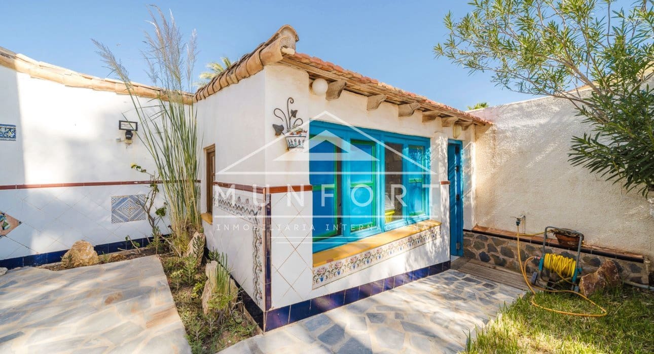 6 slaapkamer Villa te koop in La Manga del Mar Menor - € 879.900 (Ref: 9311602)