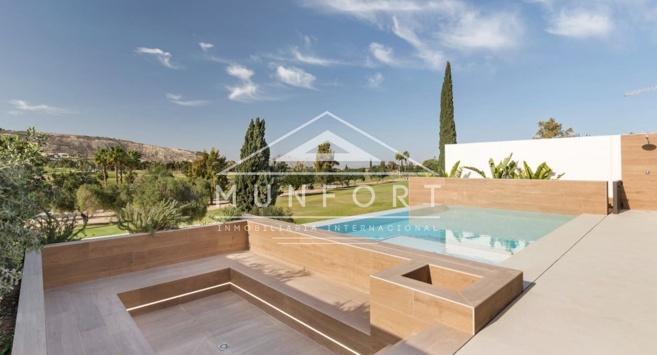 3 bedroom Villa for sale in Algorfa with pool - € 1,450,000 (Ref: 9311970)