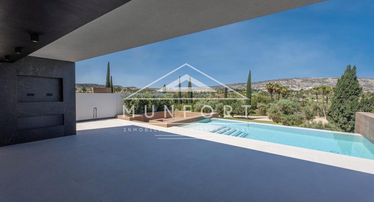 3 bedroom Villa for sale in Algorfa with pool - € 1,450,000 (Ref: 9311970)
