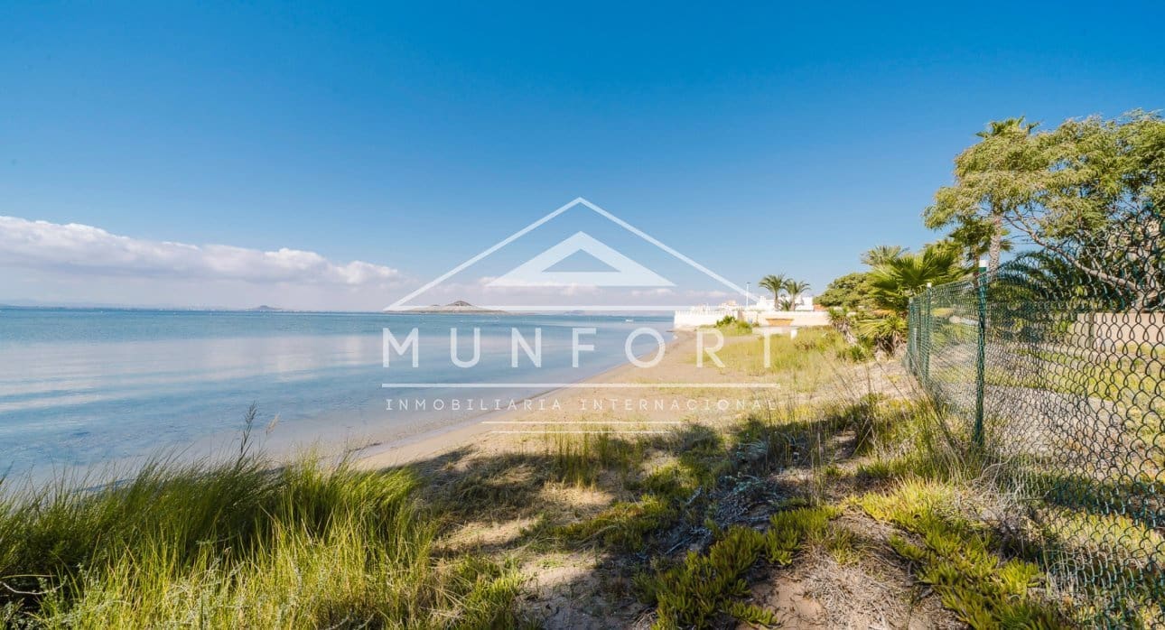 Building Plot for sale in La Manga del Mar Menor - € 879,900 (Ref: 9314326)