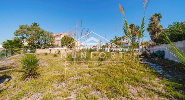 Building Plot for sale in La Manga del Mar Menor - € 879,900 (Ref: 9314326)