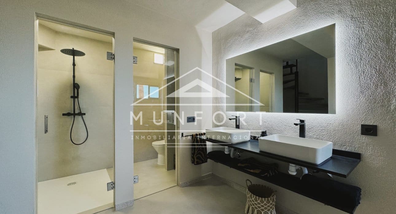 2 bedroom Semi-detached Villa for rent in Dehesa de Campoamor with pool - € 1,499 (Ref: 9314513)