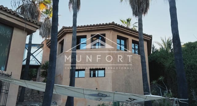 Villa/Maison Semi-Mitoyenne de 2 chambres à louer à Dehesa de Campoamor, Orihuela avec piscine - 1 499 € (Ref: 9314513)