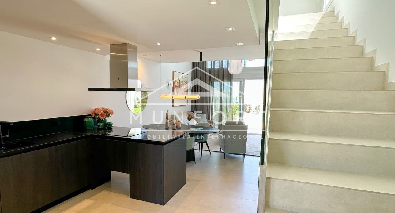 Chalet de 3 habitaciones en Algorfa en venta con piscina - 495.000 € (Ref: 9315238)