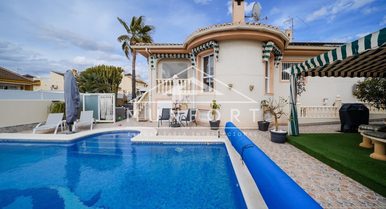 5 chambre Villa/Maison à vendre à Benijofar avec piscine - 498 000 € (Ref: 9332653)