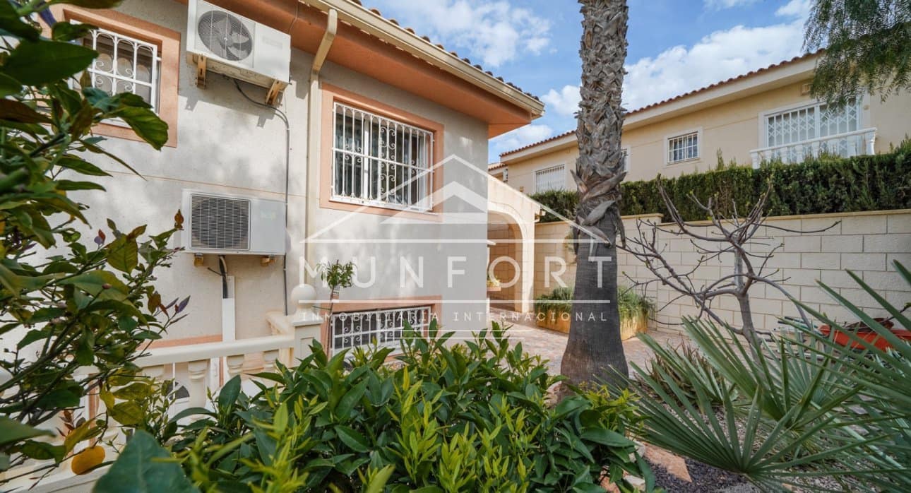 5 chambre Villa/Maison à vendre à Benijofar avec piscine - 498 000 € (Ref: 9332653)