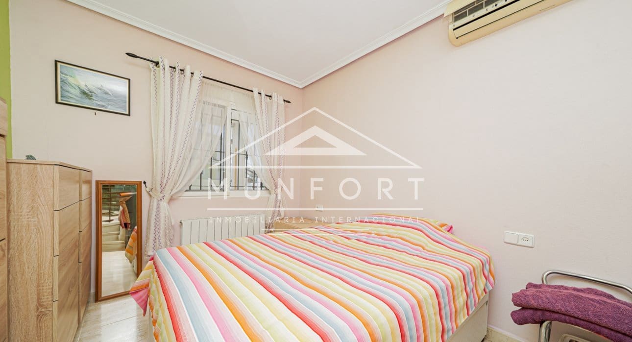 3 soveværelse Villa til salg i Pinar de Campoverde med swimmingpool - € 249.900 (Ref: 9336951)