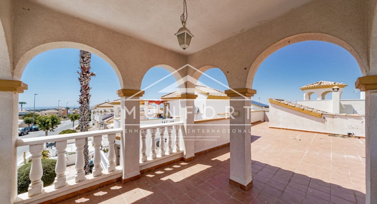 3 soveværelse Villa til salg i Pinar de Campoverde med swimmingpool - € 249.900 (Ref: 9336951)