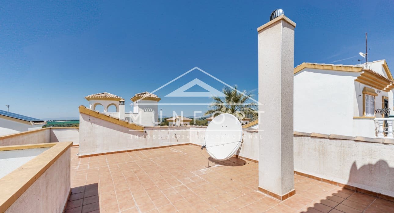 3 soveværelse Villa til salg i Pinar de Campoverde med swimmingpool - € 249.900 (Ref: 9336951)