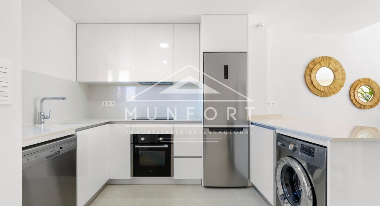 3 slaapkamer Halfvrijstaande villa te koop in San Pedro del Pinatar met zwembad - € 350.000 (Ref: 9337056)