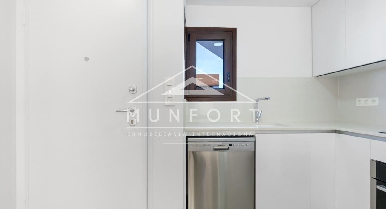 3 slaapkamer Halfvrijstaande villa te koop in San Pedro del Pinatar met zwembad - € 350.000 (Ref: 9337056)