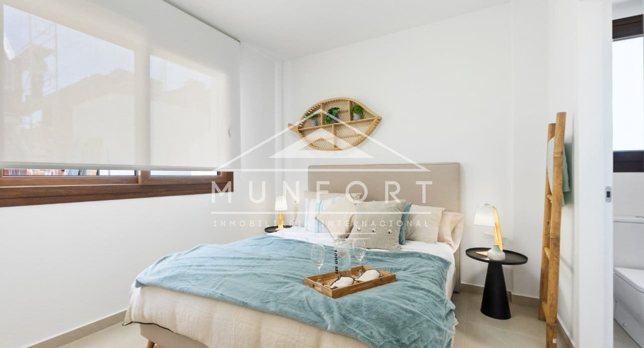 3 slaapkamer Halfvrijstaande villa te koop in San Pedro del Pinatar met zwembad - € 350.000 (Ref: 9337056)