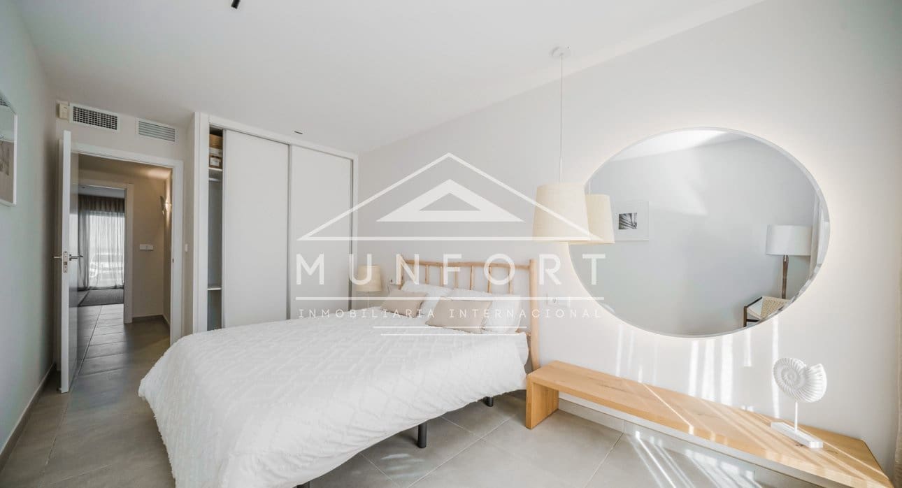 2 slaapkamer Appartement te koop in La Manga del Mar Menor met zwembad - € 238.000 (Ref: 9340352)