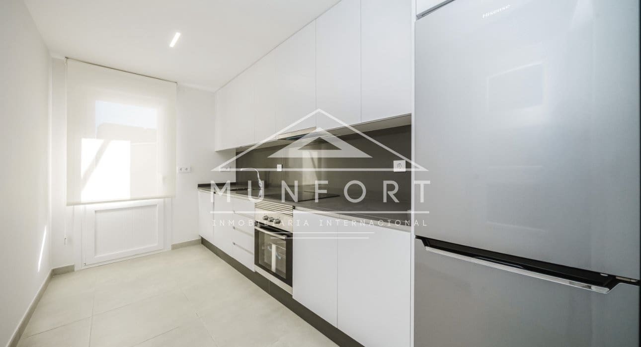 3 slaapkamer Penthouse te koop in La Manga del Mar Menor met zwembad - € 510.000 (Ref: 9340353)