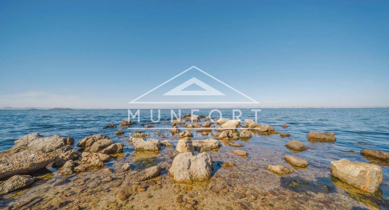 3 slaapkamer Penthouse te koop in La Manga del Mar Menor met zwembad - € 510.000 (Ref: 9340353)