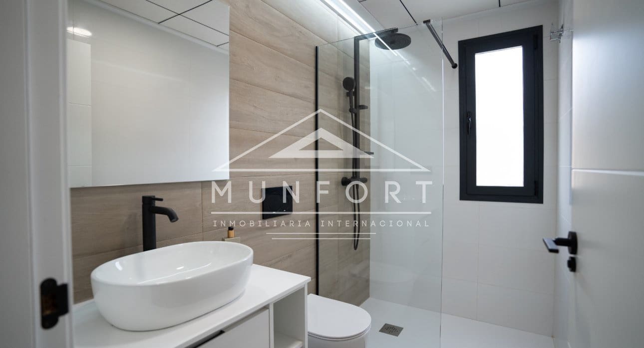 3 slaapkamer Halfvrijstaande villa te koop in Orihuela met zwembad - € 355.000 (Ref: 9343481)