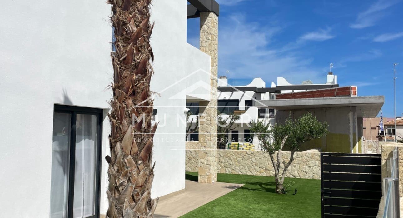 3 slaapkamer Halfvrijstaande villa te koop in Orihuela met zwembad - € 355.000 (Ref: 9343481)