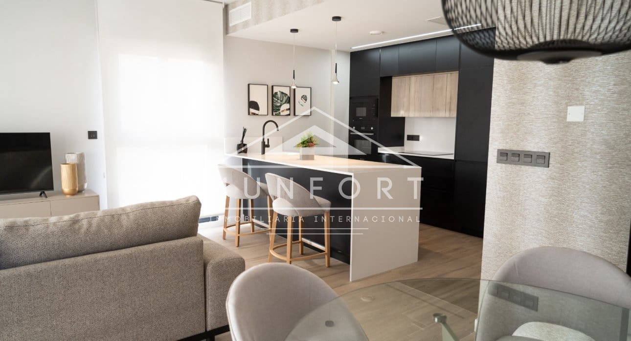 3 slaapkamer Halfvrijstaande villa te koop in Orihuela met zwembad - € 355.000 (Ref: 9343481)