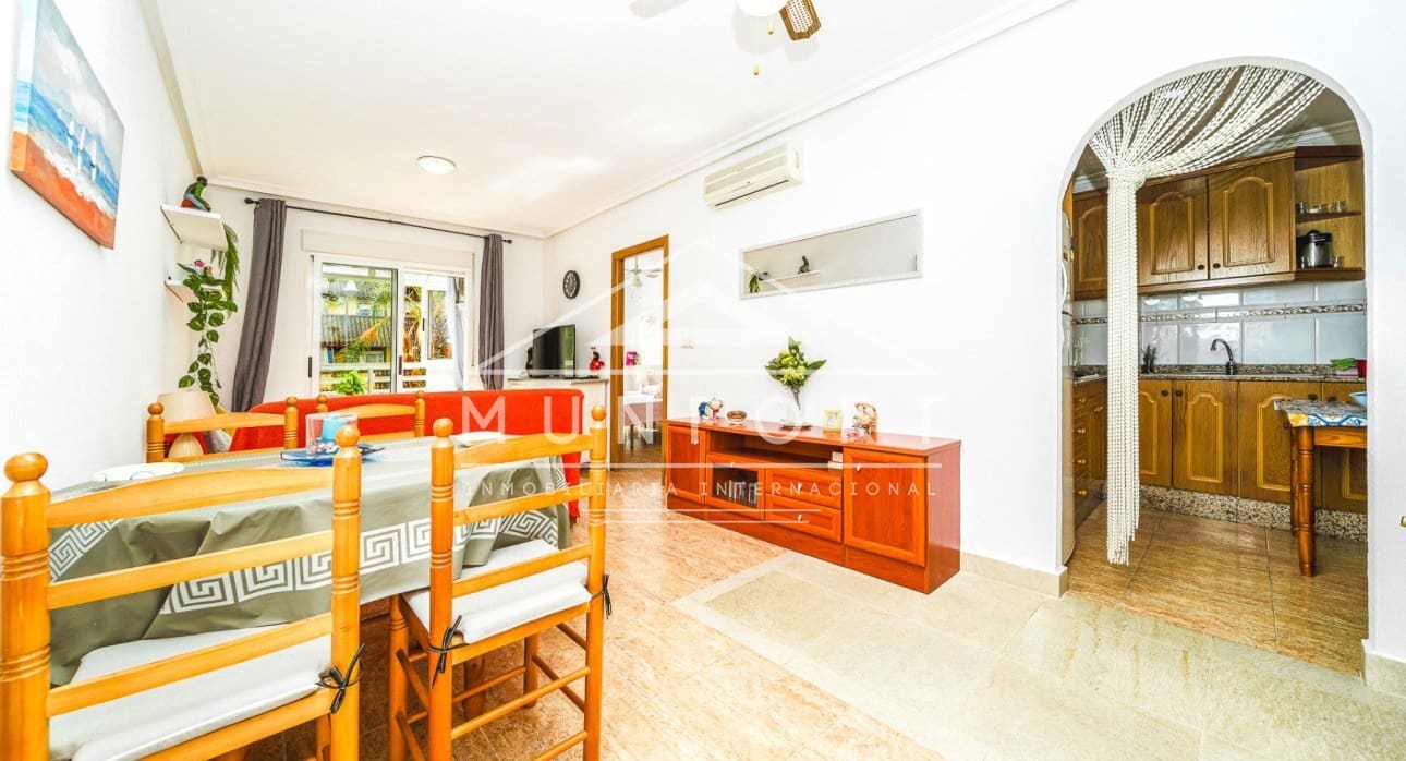 2 slaapkamer Appartement te koop in Torrevieja met zwembad - € 165.000 (Ref: 9345267)