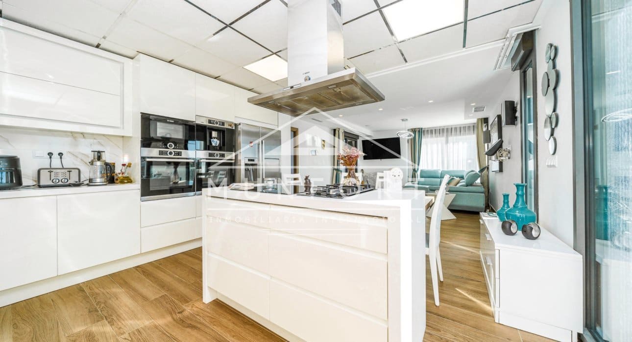 3 camera da letto Villa in vendita in Torrevieja con piscina - 1.280.000 € (Rif: 9345565)