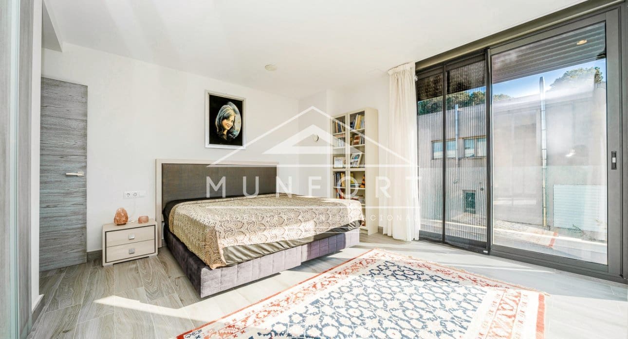 3 camera da letto Villa in vendita in Torrevieja con piscina - 1.280.000 € (Rif: 9345565)