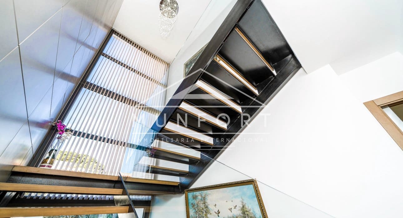 3 camera da letto Villa in vendita in Torrevieja con piscina - 1.280.000 € (Rif: 9345565)