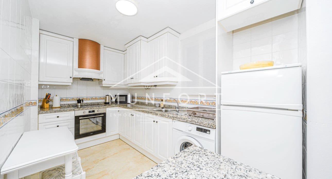 2 Zimmer Apartment zu verkaufen in Villamartin mit Pool - 238.000 € (Ref: 9345566)