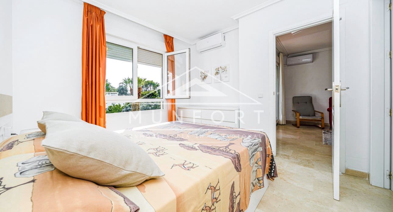 2 Zimmer Apartment zu verkaufen in Villamartin mit Pool - 238.000 € (Ref: 9345566)