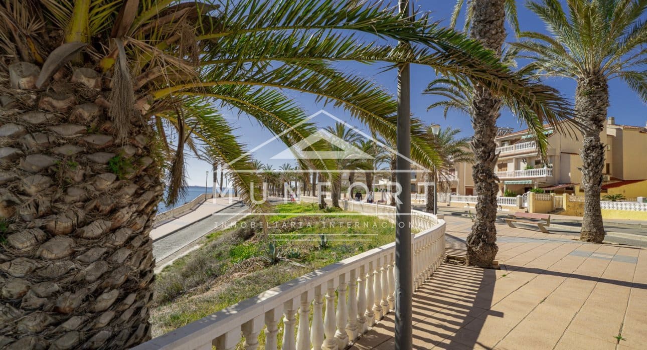 2 quarto Bungalow para venda em Pilar de la Horadada com piscina - 296 000 € (Ref: 9345728)