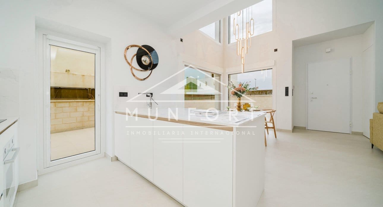 5 makuuhuone Huvila myytävänä paikassa Los Montesinos mukana uima-altaan - 780 000 € (Ref: 9348017)